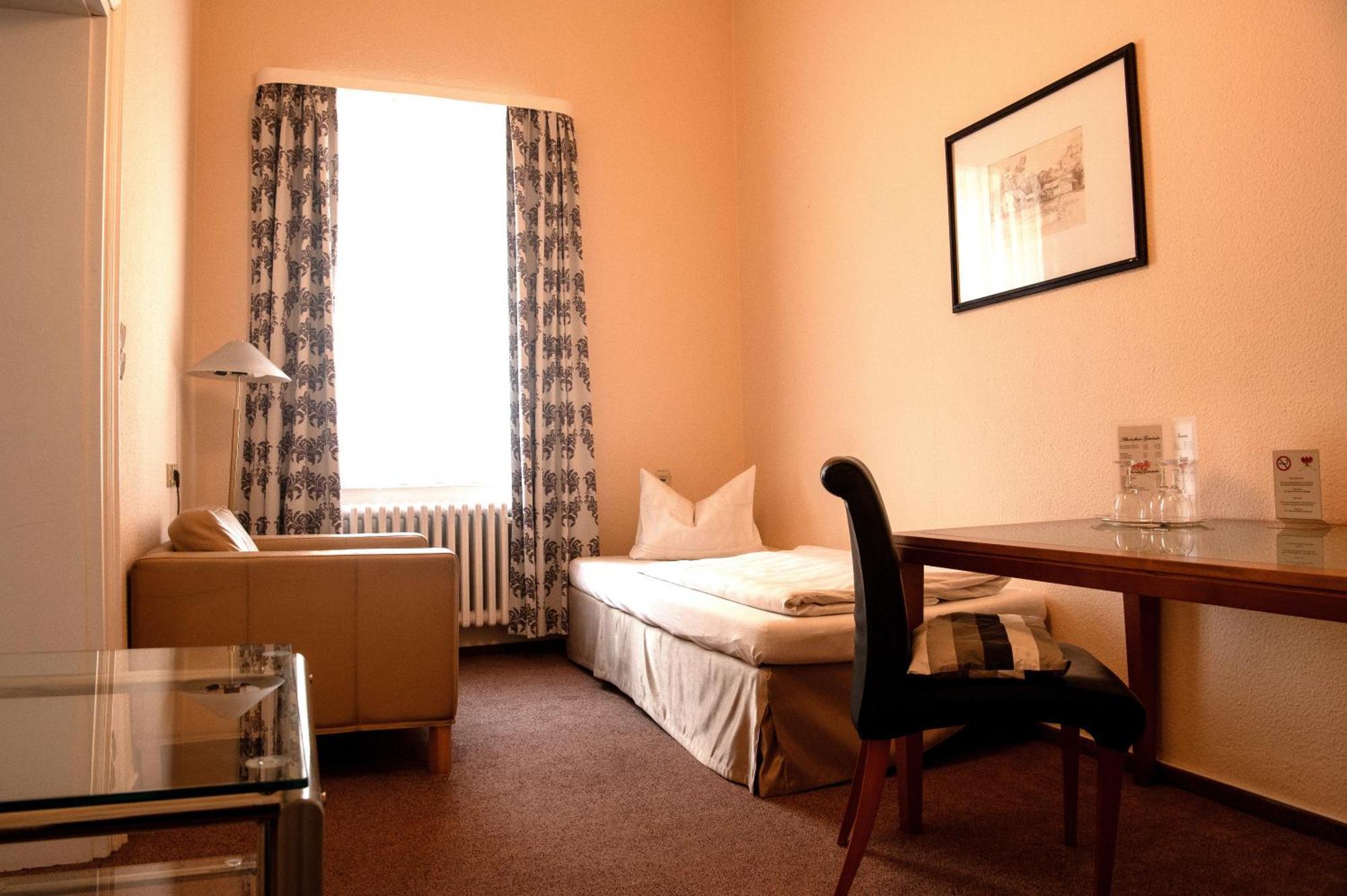 Palais Am Kleistpark Hotel Frankfurt  Phòng bức ảnh